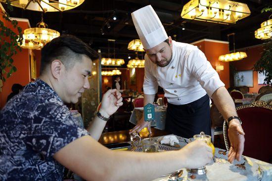俄罗斯厨师vs中国厨师